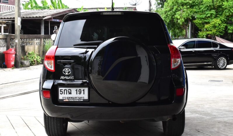 
								Toyota Rav4 2006 full									