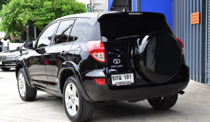 
								Toyota Rav4 2006 full									