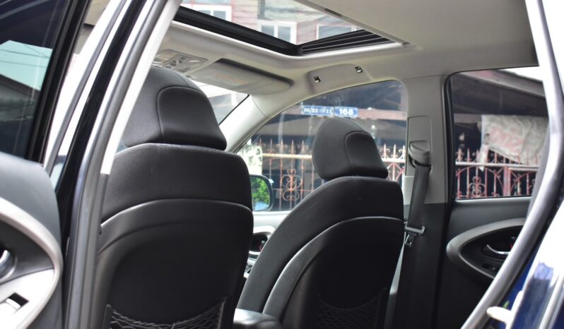 
								Toyota Rav4 2006 full									