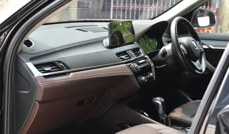 
								BMW X1 xDrive20d xLine Lci 2022 full									