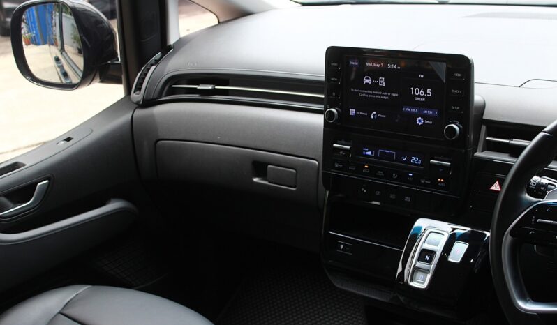 
								Hyundai STARIA 2.2 SEL 8AT 2022 full									
