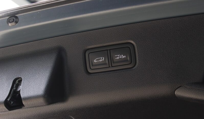 
								Hyundai STARIA 2.2 SEL 8AT 2022 full									