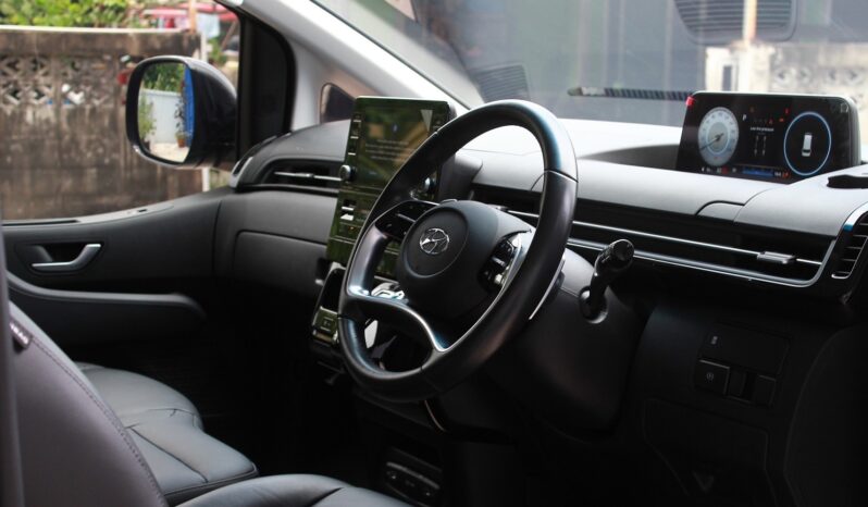 
								Hyundai STARIA 2.2 SEL 8AT 2022 full									