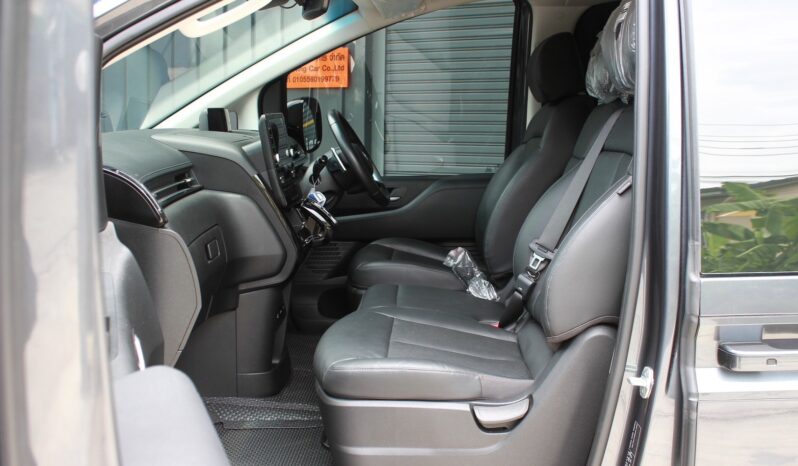 
								Hyundai STARIA 2.2 SEL 8AT 2022 full									