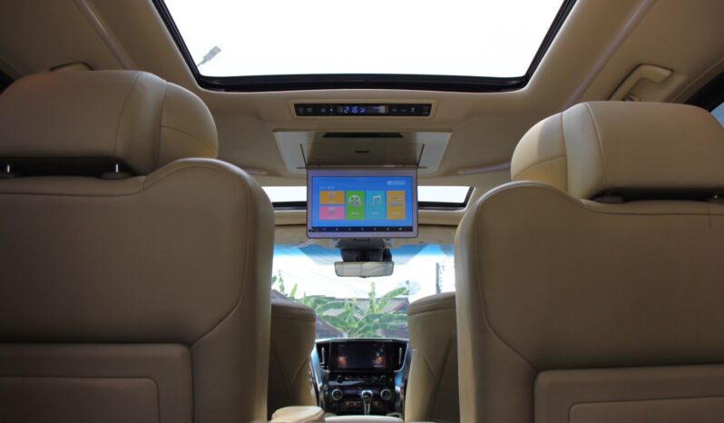 
								Toyota Alphard 2.5 Hybird 2021 full									