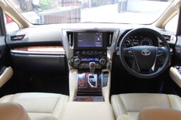 
										Toyota Alphard 2.5 Hybird 2021 full									