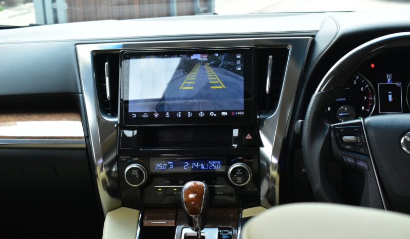 
								Toyota Alphard 3.5 Exclusive Lounge 2016 full									