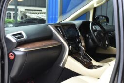 
										Toyota Alphard 3.5 Exclusive Lounge 2016 full									