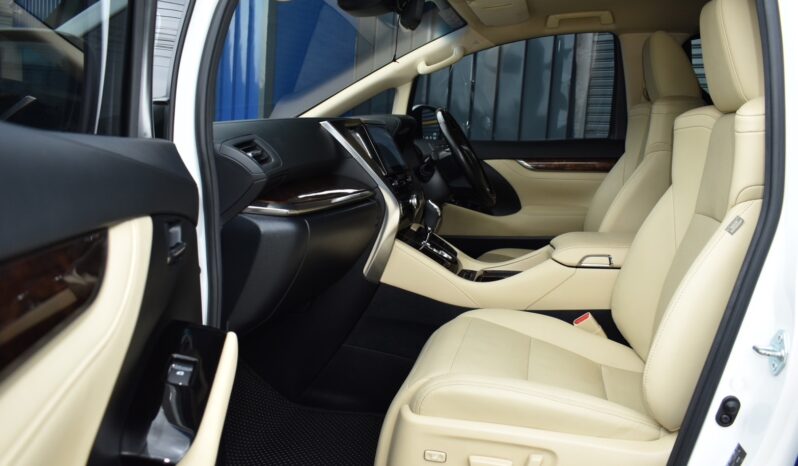 
								Toyota Alphard 2.5 GF Package 2020 full									