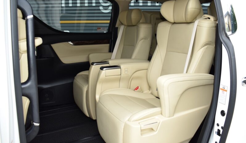
								Toyota Alphard 2.5 GF Package 2020 full									