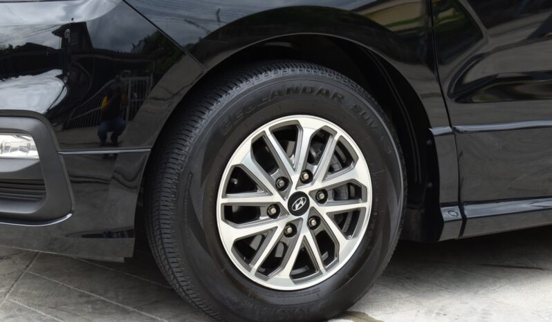 
								Hyundai H1 Elite 2019 full									
