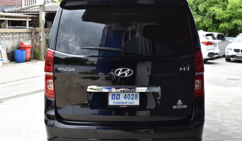 
								Hyundai H1 Elite 2019 full									