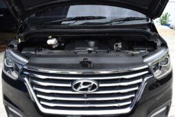 
										Hyundai H1 Elite 2019 full									