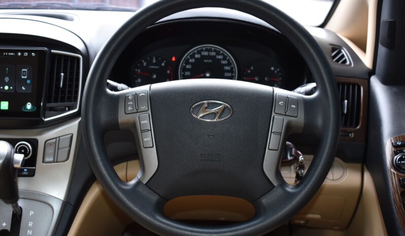 
								Hyundai H1 Elite 2019 full									