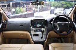 
										Hyundai H1 Elite 2019 full									