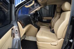 
										Hyundai H1 Elite 2019 full									