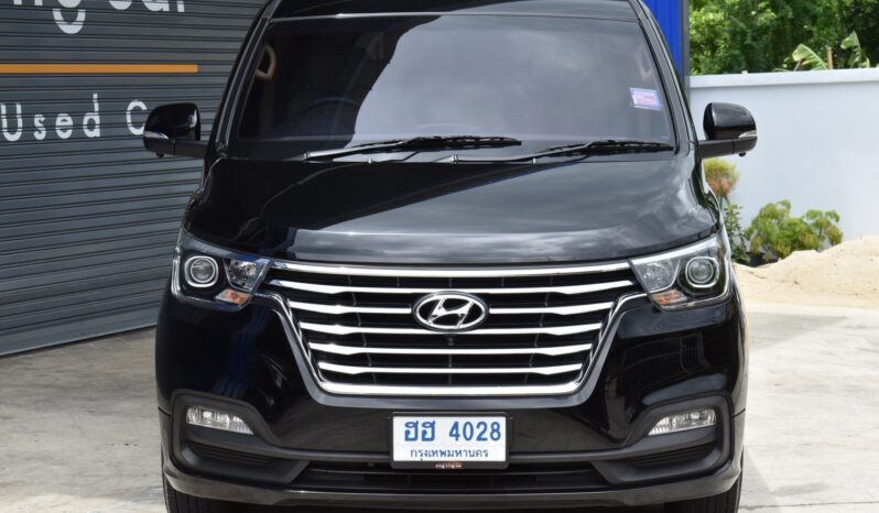
								Hyundai H1 Elite 2019 full									