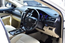 
										Toyota Camry 2.5 Hybird Premium 2017 full									