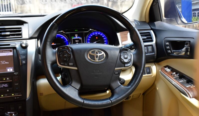 
								Toyota Camry 2.5 Hybird Premium 2017 full									