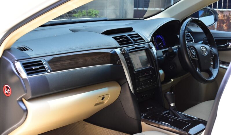 
								Toyota Camry 2.5 Hybird Premium 2017 full									