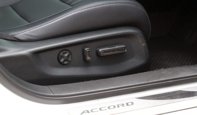 
								Honda Accord 2.0 eHEV Tech Gen 10 2020 full									