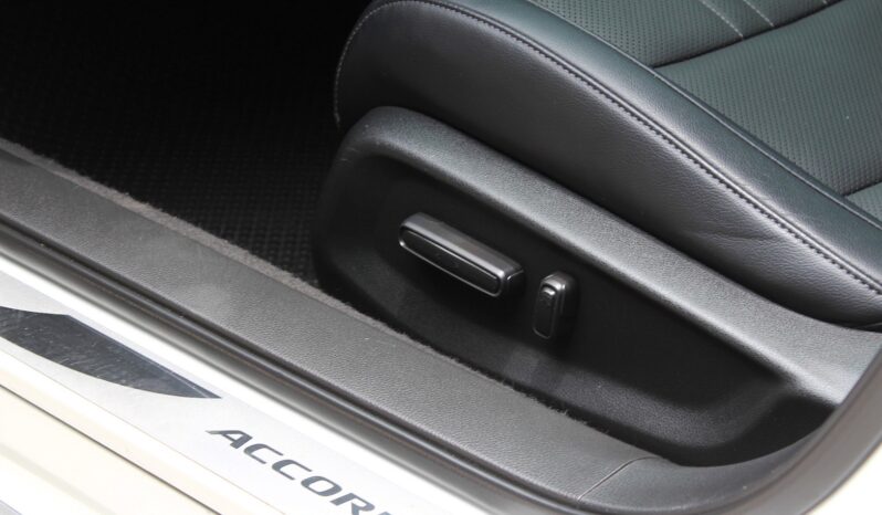 
								Honda Accord 2.0 eHEV Tech Gen 10 2020 full									