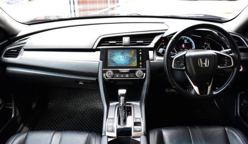 
								Honda Civic 1.8EL 2017 full									