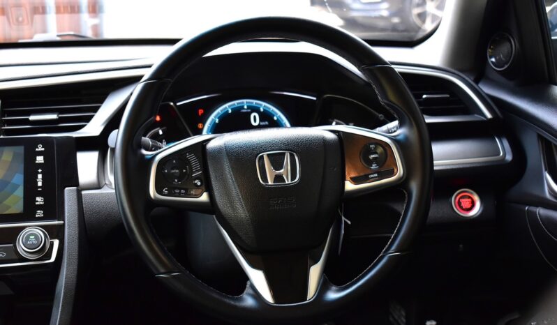 
								Honda Civic 1.8EL 2017 full									