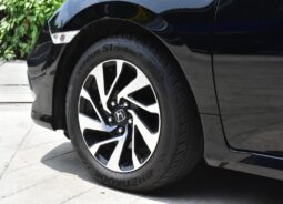 
										Honda Civic 1.8EL (Black) 2019 full									