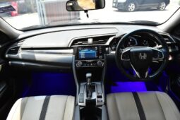 
										Honda Civic 1.8EL (Black) 2019 full									