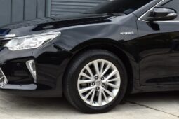
										Toyota Camry 2.5 Hybird Premium 2015 full									