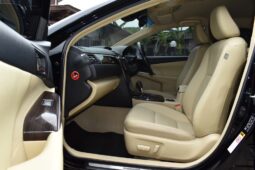 
										Toyota Camry 2.5 Hybird Premium 2015 full									