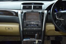 
										Toyota Camry 2.5 Hybird Premium 2015 full									