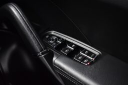 
										Cayenne SE-Hybrid Platinum Edition 2017 full									
