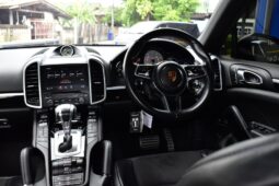 
										Cayenne SE-Hybrid Platinum Edition 2017 full									