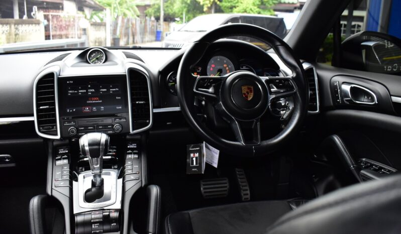 
								Cayenne SE-Hybrid Platinum Edition 2017 full									