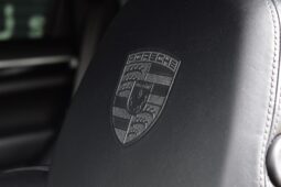 
										Cayenne SE-Hybrid Platinum Edition 2017 full									