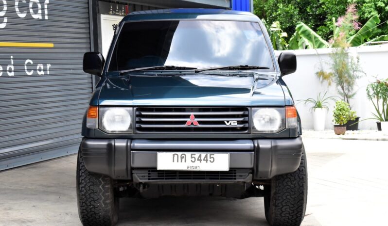 
								Misubishi Pajero 1999 full									