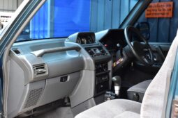 
										Misubishi Pajero 1999 full									