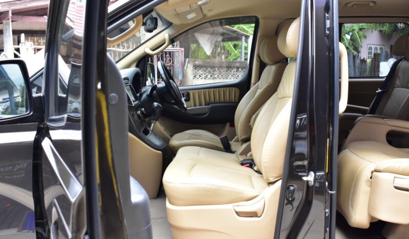 
								Hyundai H1 Delux 2017 full									