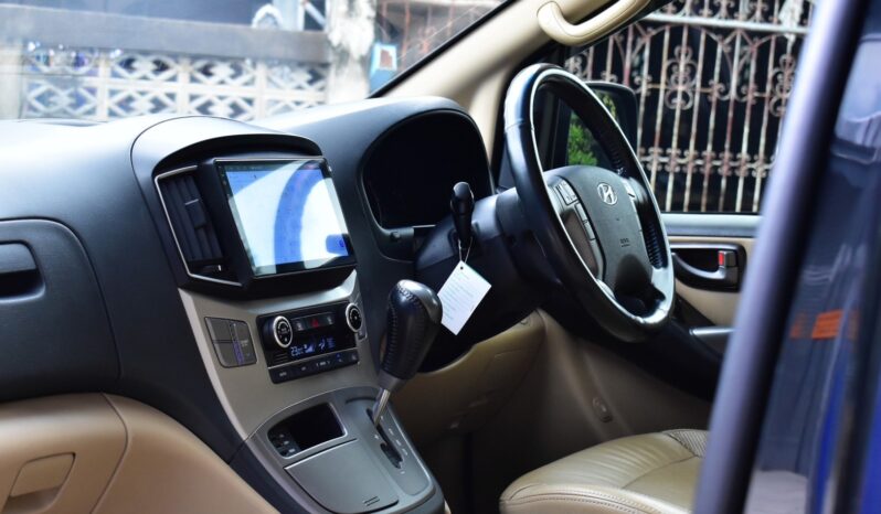 
								Hyundai H1 Delux 2018 full									