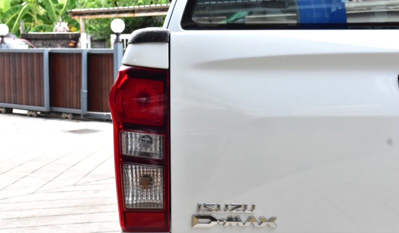 
								Isuzu D-Max 2017 full									