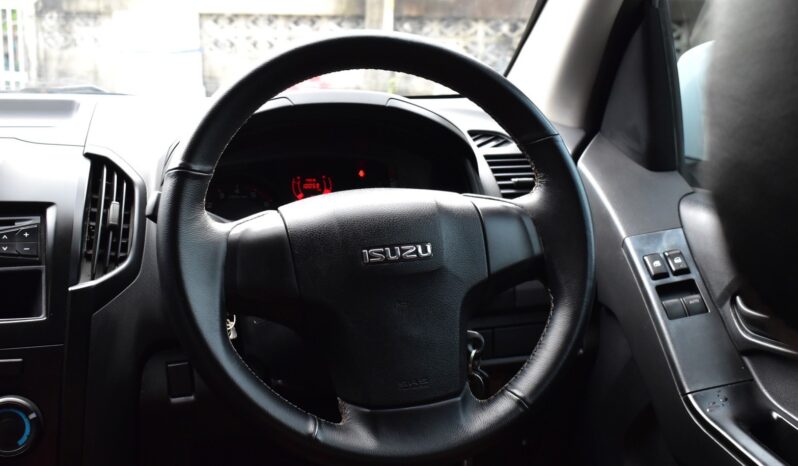 
								Isuzu D-Max 2017 full									
