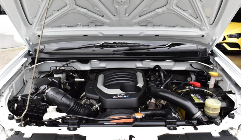 
								Isuzu D-Max 2017 full									