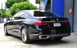 
										BMW 740Li Pure Excellence 2017 full									