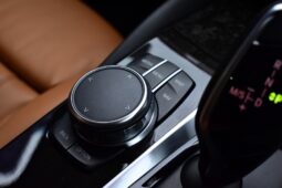 
										BMW 520d Sport (G30) 2017 full									