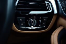 
										BMW 520d Sport (G30) 2017 full									