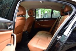 
										BMW 520d Sport (G30) 2017 full									