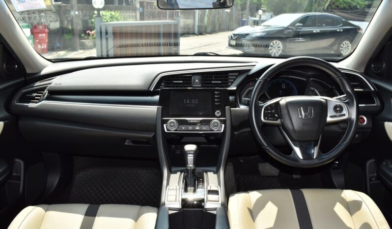 
								Honda Civic 1.8EL (BLack Gray) 2019 full									