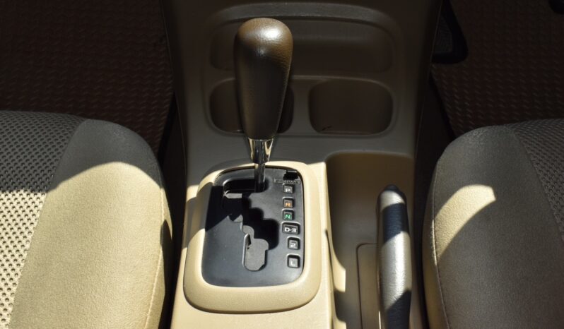 
								Toyota Hilux Vigo 2012 full									